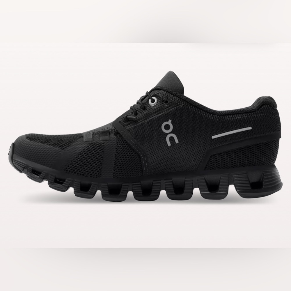 On Cloud 5 - Women’s 8.5 On Running Shoes Black